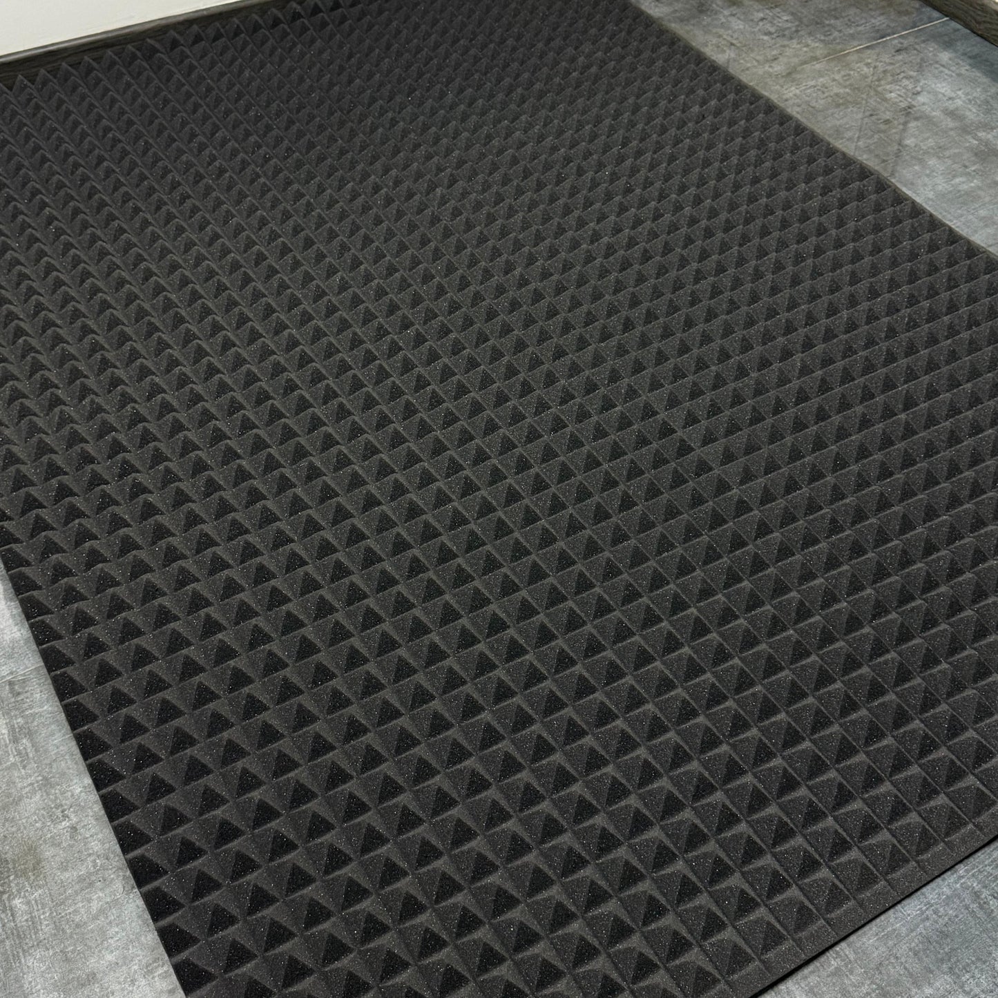 Plancha de Espuma Acústica Piramidal